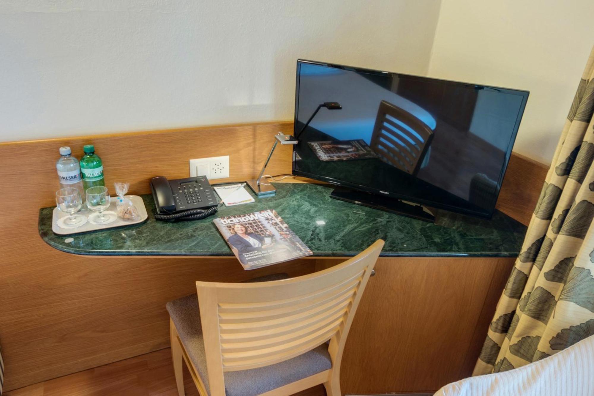 Bellavista Swiss Quality Hotel Gambarogno Bagian luar foto